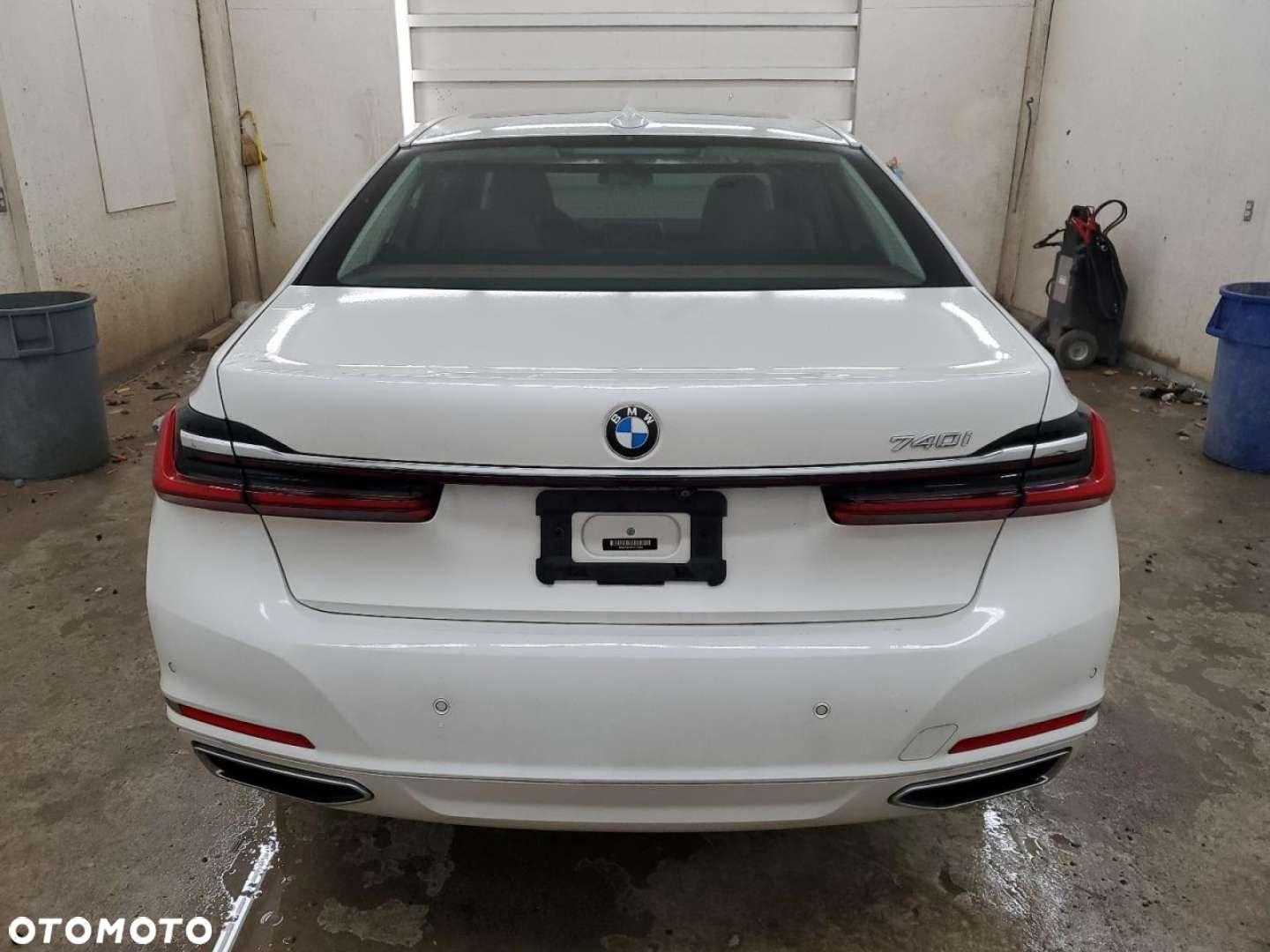 BMW Seria 7 - 10