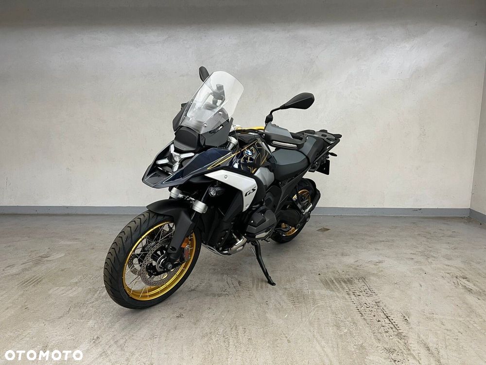 BMW R - 3
