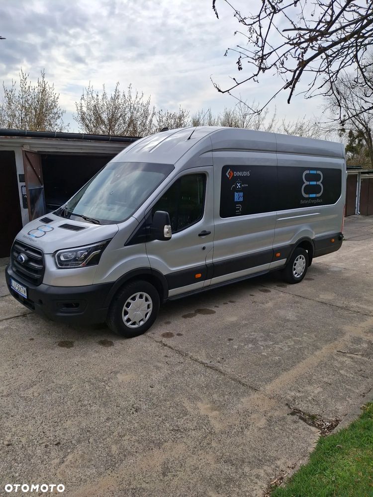 Ford Transit - 1