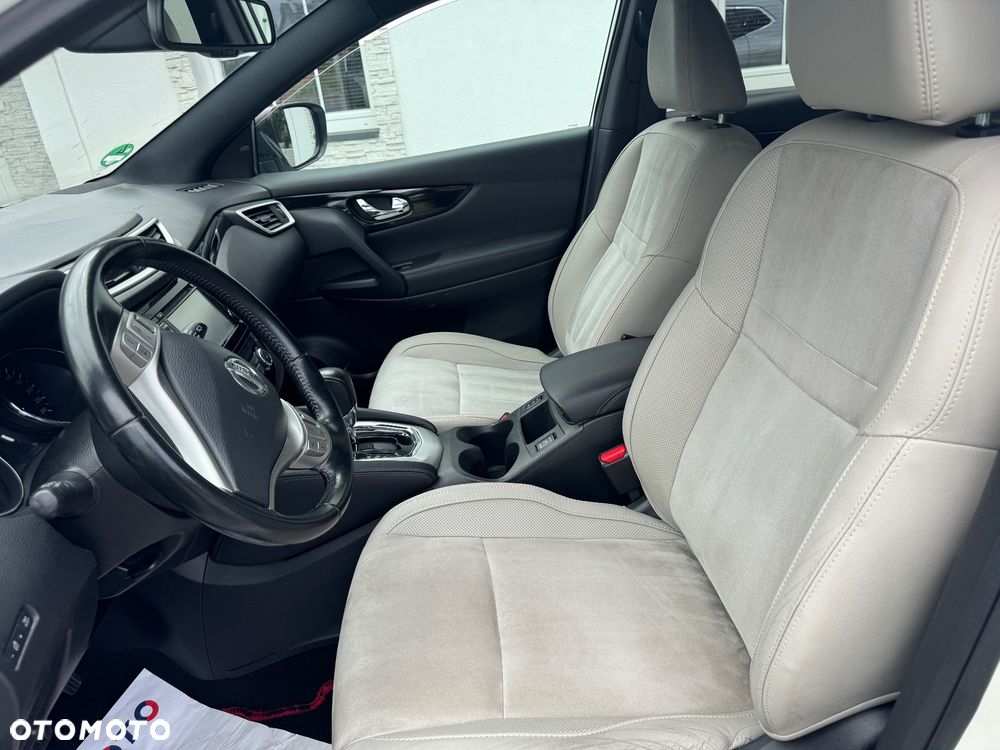 Nissan Qashqai 1.6 DCi Xtronic TEKNA - 7