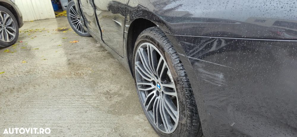 BMW Seria 5 530d Aut. Luxury Line - 30