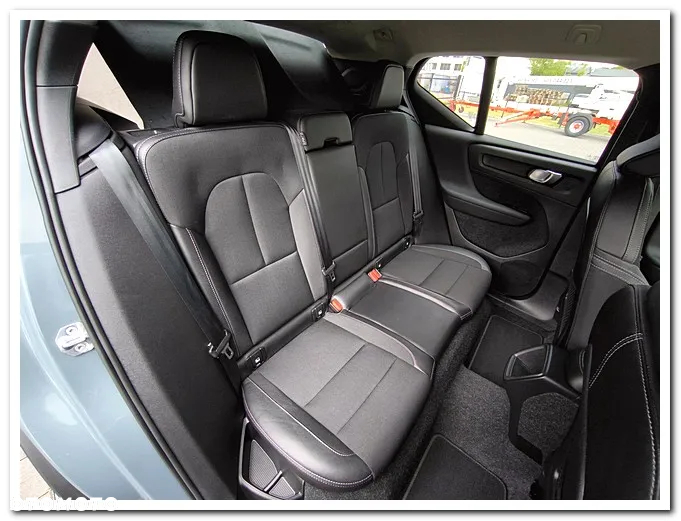 Volvo XC 40 D3 Geartronic Momentum - 17