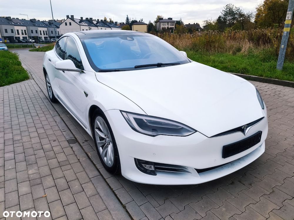 Tesla Model S Long Range Plus - 25