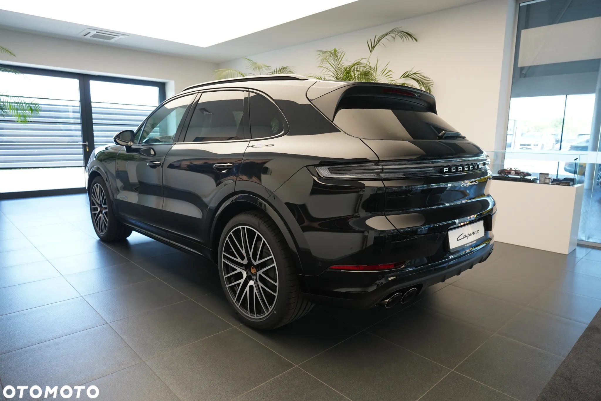 Porsche Cayenne S - 2