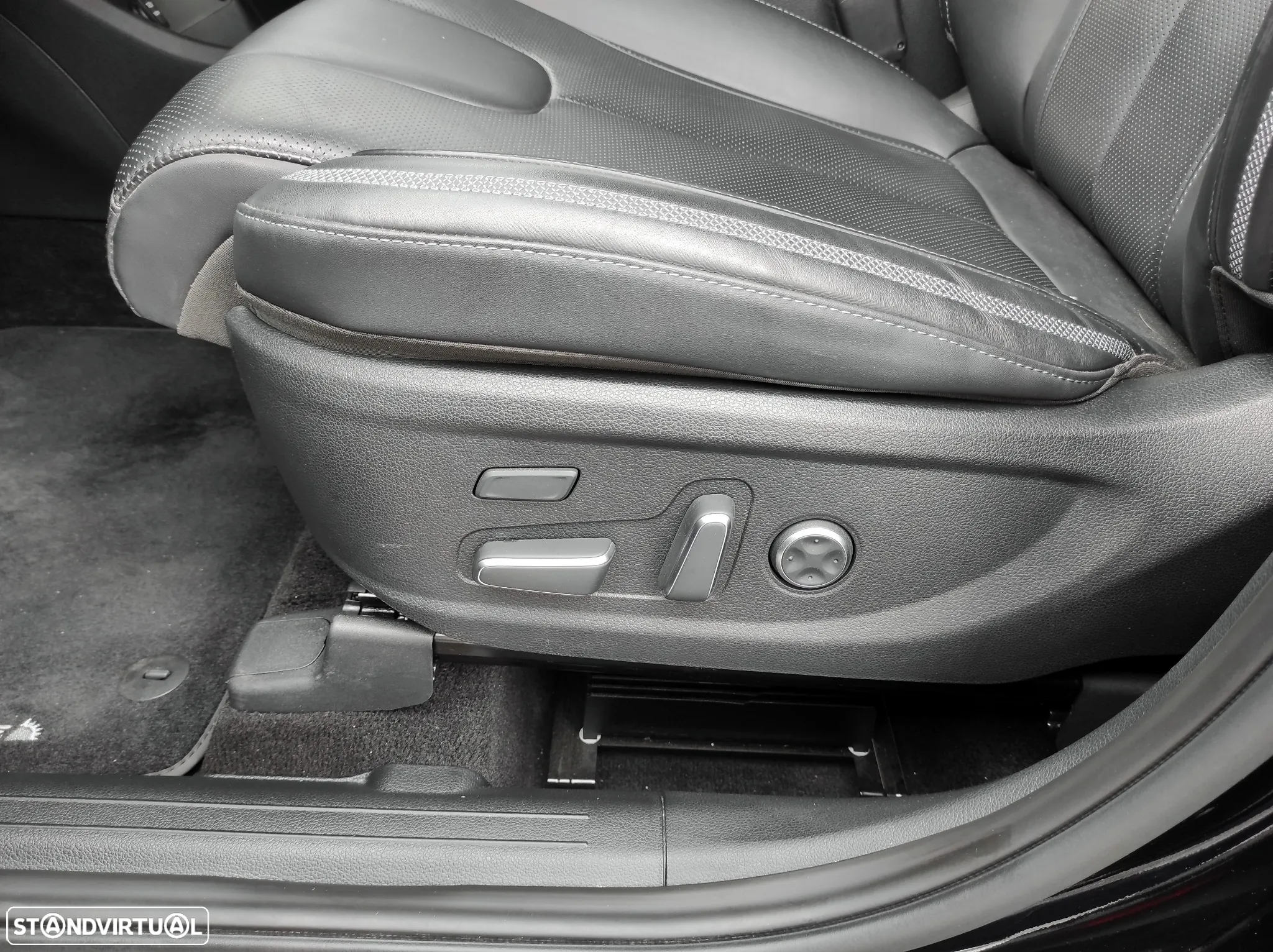 Hyundai Santa Fe 2.2 CRDi Vanguard+Luxury Pack - 8