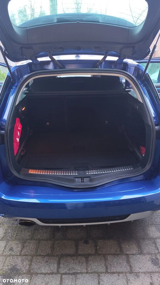 Renault Megane 1.6 TCe GT EDC - 8