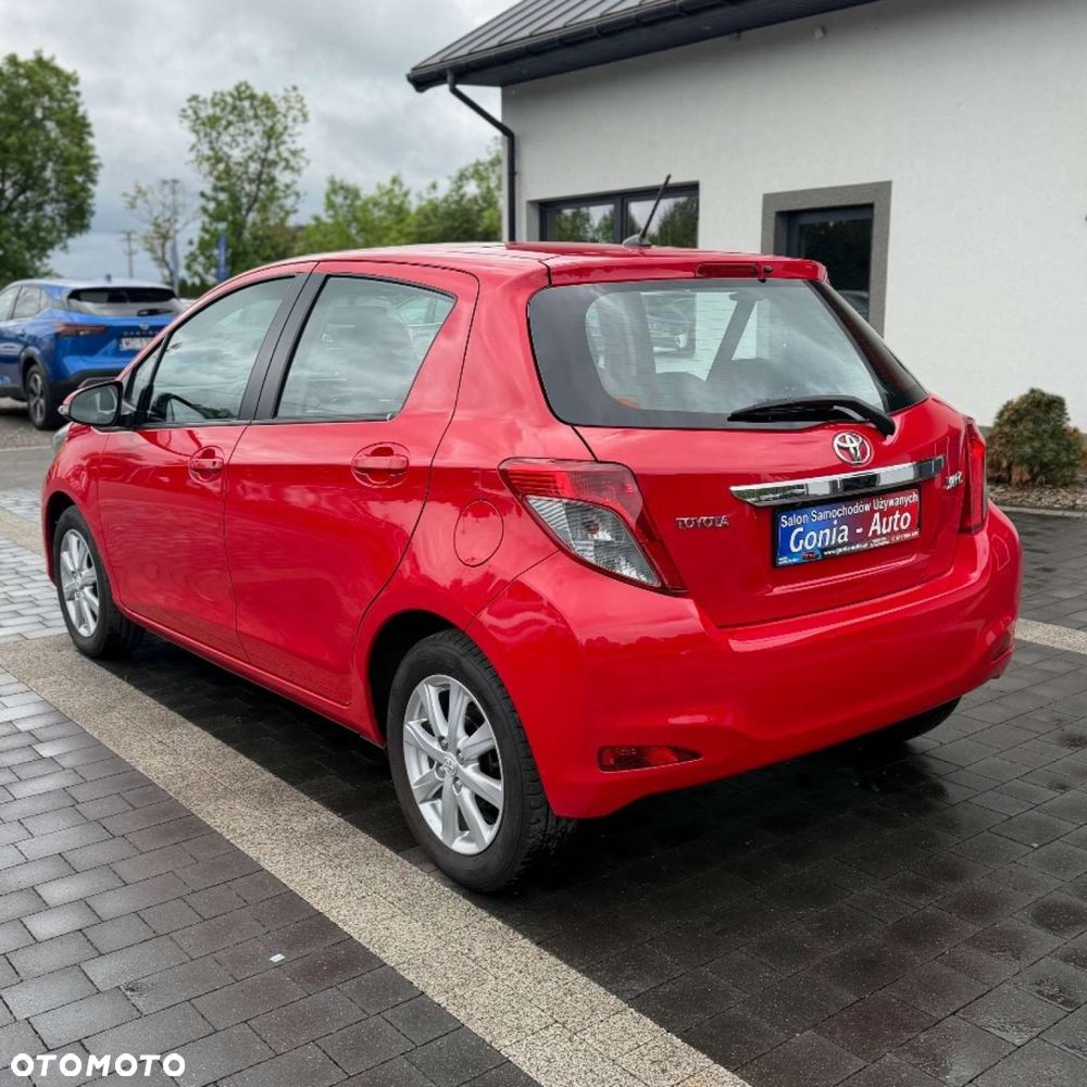 Toyota Yaris 1.33 Selection Platinum - 16