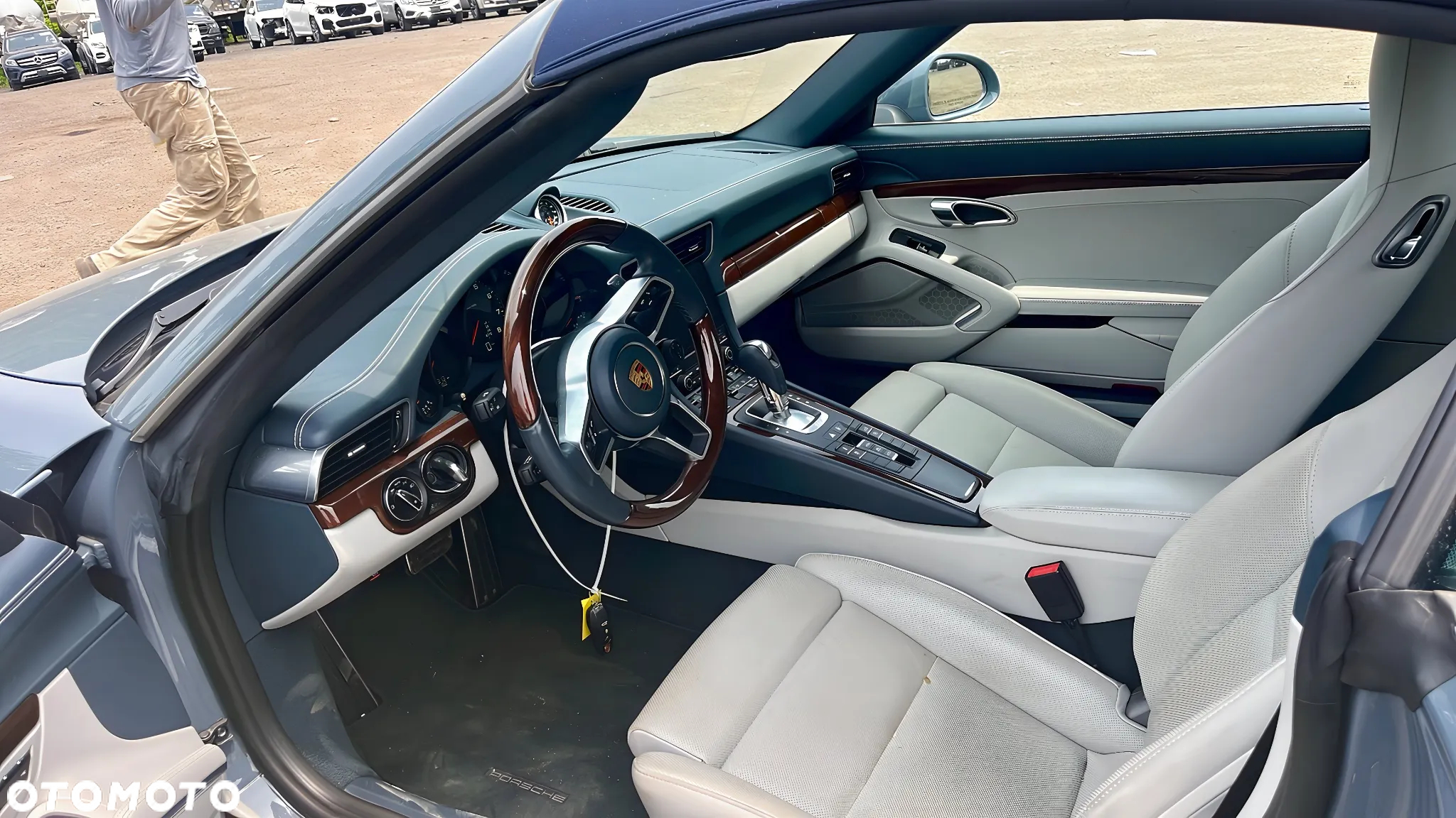Porsche 911 Carrera PDK - 11