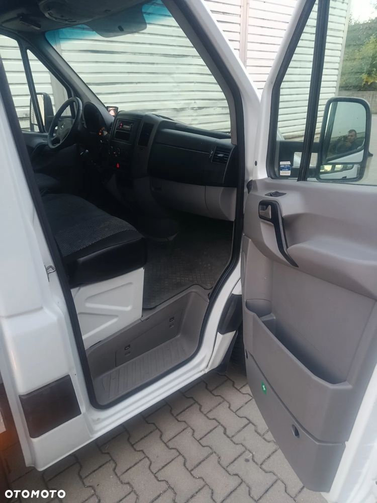 Mercedes-Benz Sprinter 318 - 22