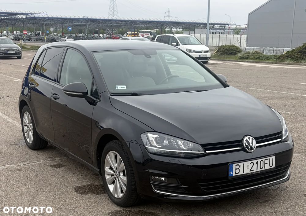 Volkswagen Golf 1.2 TSI BMT Comfortline - 1