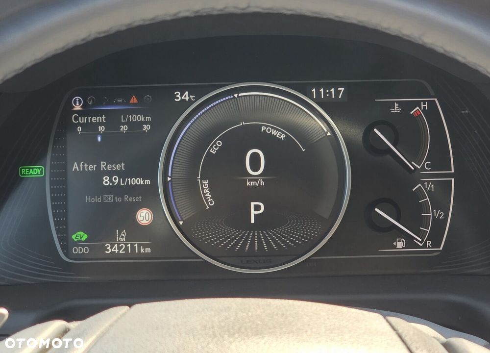 Lexus ES 300h Business Edition - 9