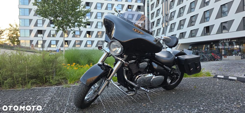Suzuki Intruder - 24