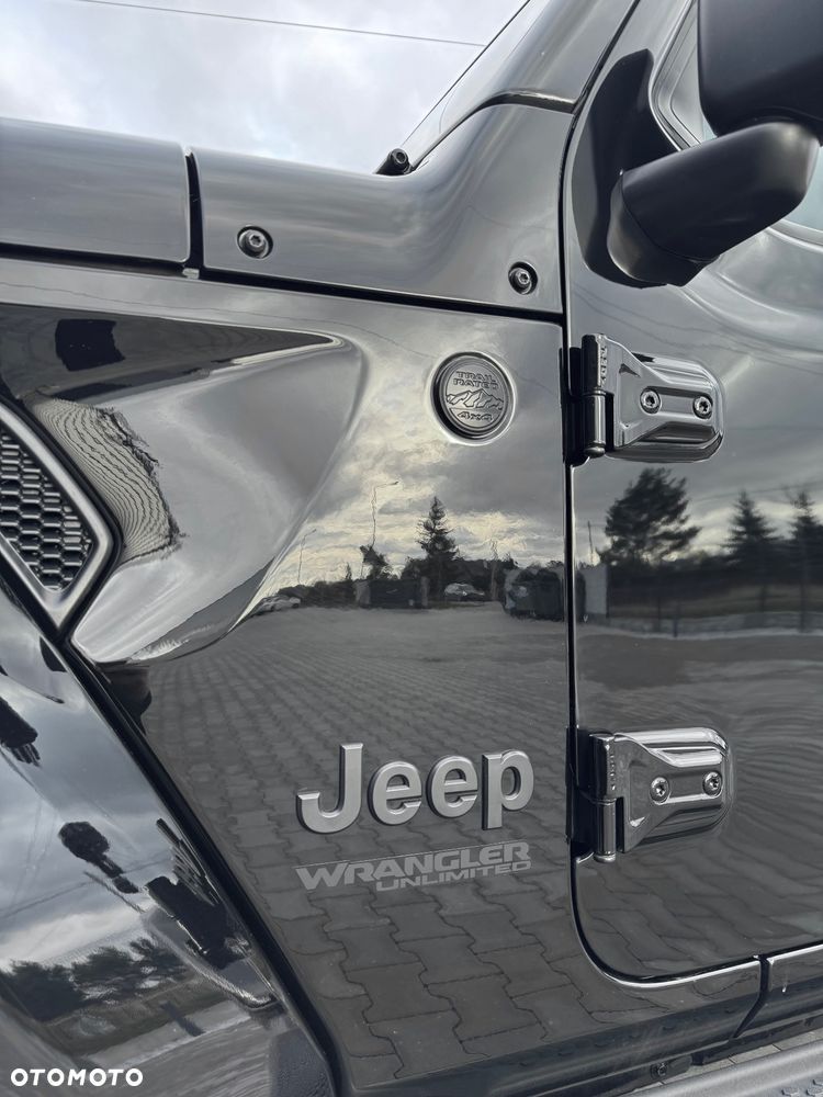 Jeep Wrangler - 19