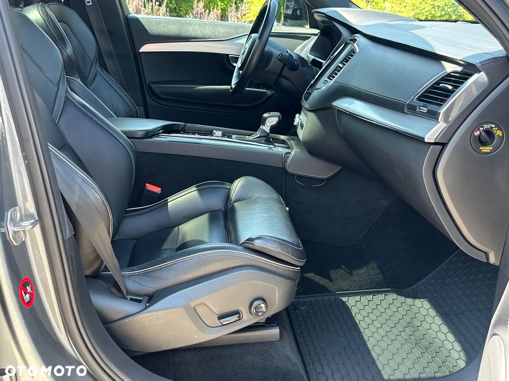 Volvo XC 90 D5 AWD R-Design - 27