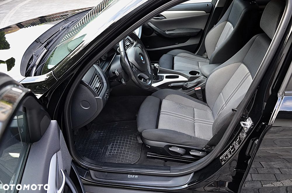 BMW X1 sDrive18d xLine - 14