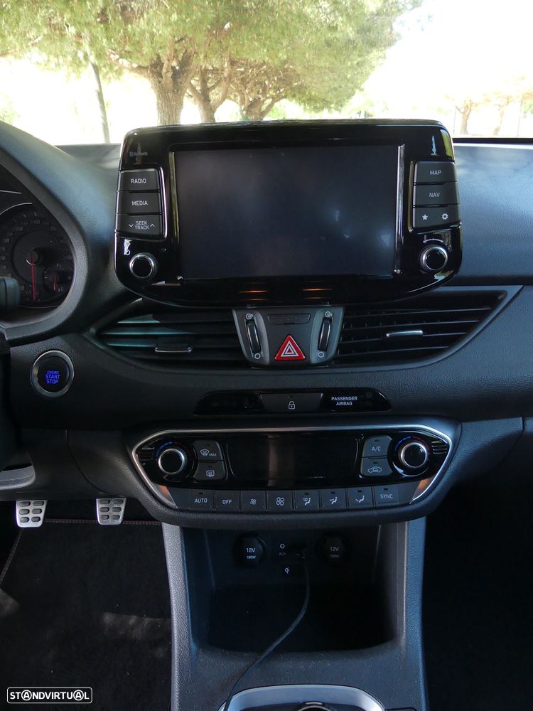 Hyundai i30 N 2.0 T-GDi Performance Pack - 18