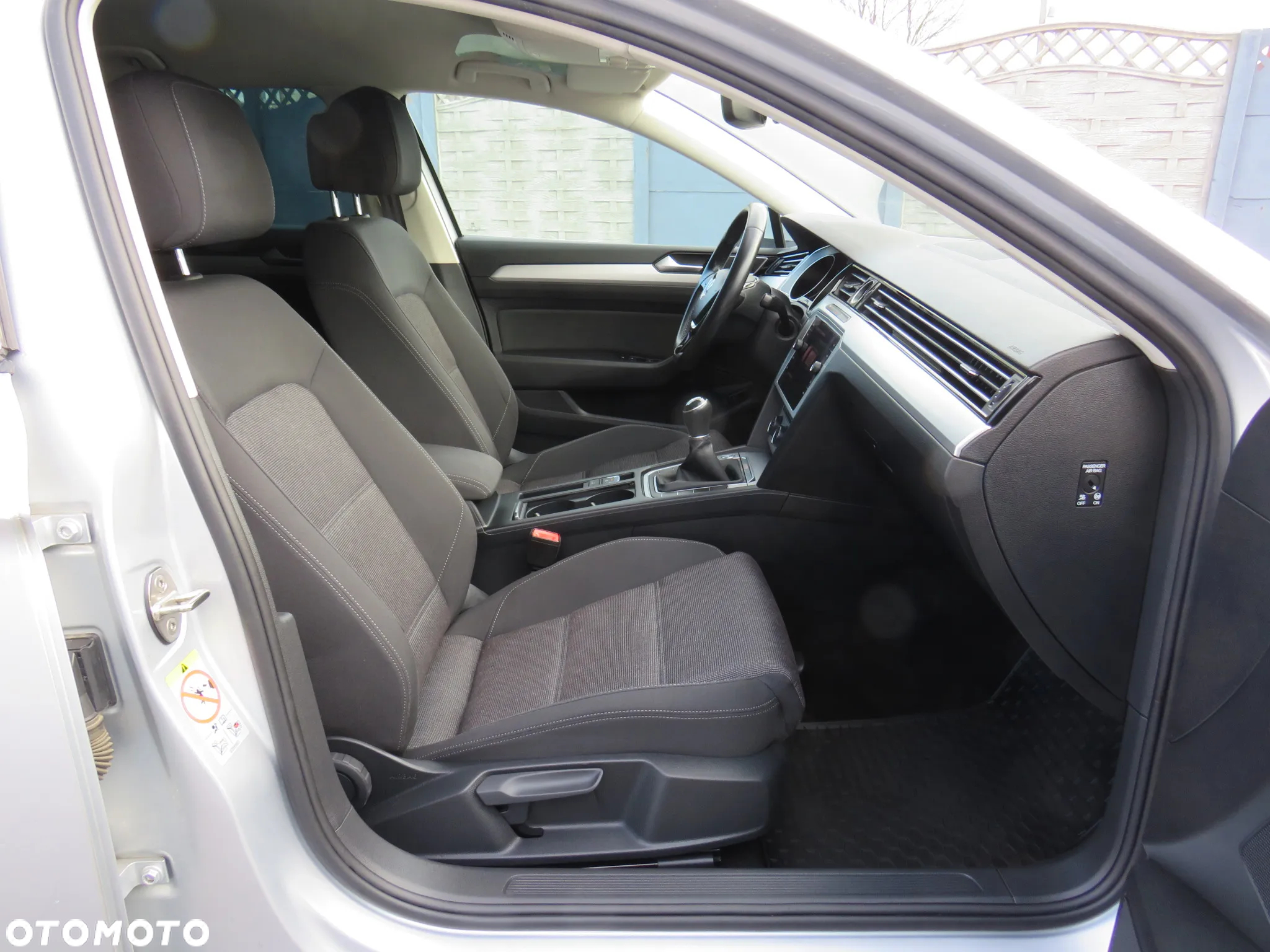 Volkswagen Passat 2.0 TDI BMT Comfortline - 36