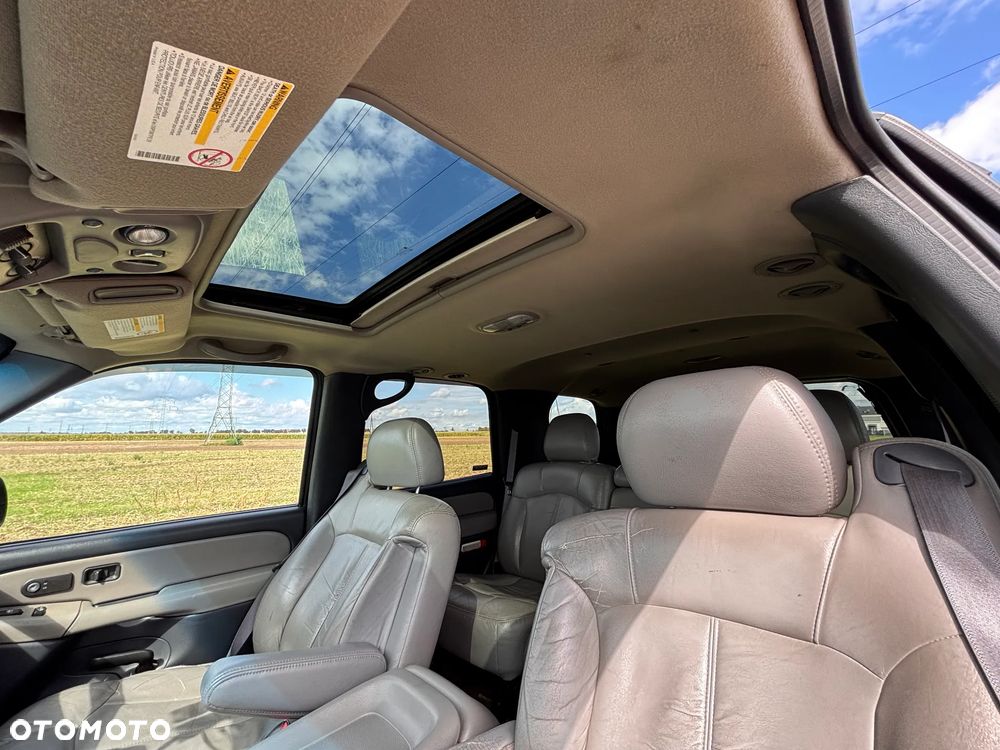 Chevrolet Tahoe 5.3 4WD - 25