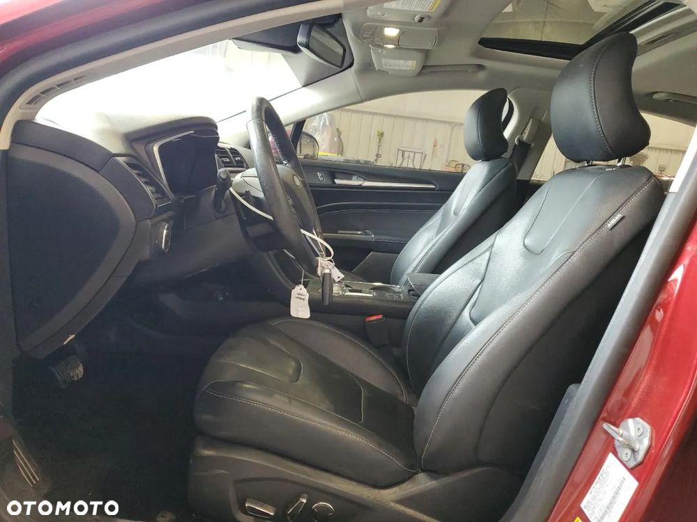 Ford Fusion 2.0 EcoBoost Titanium - 6