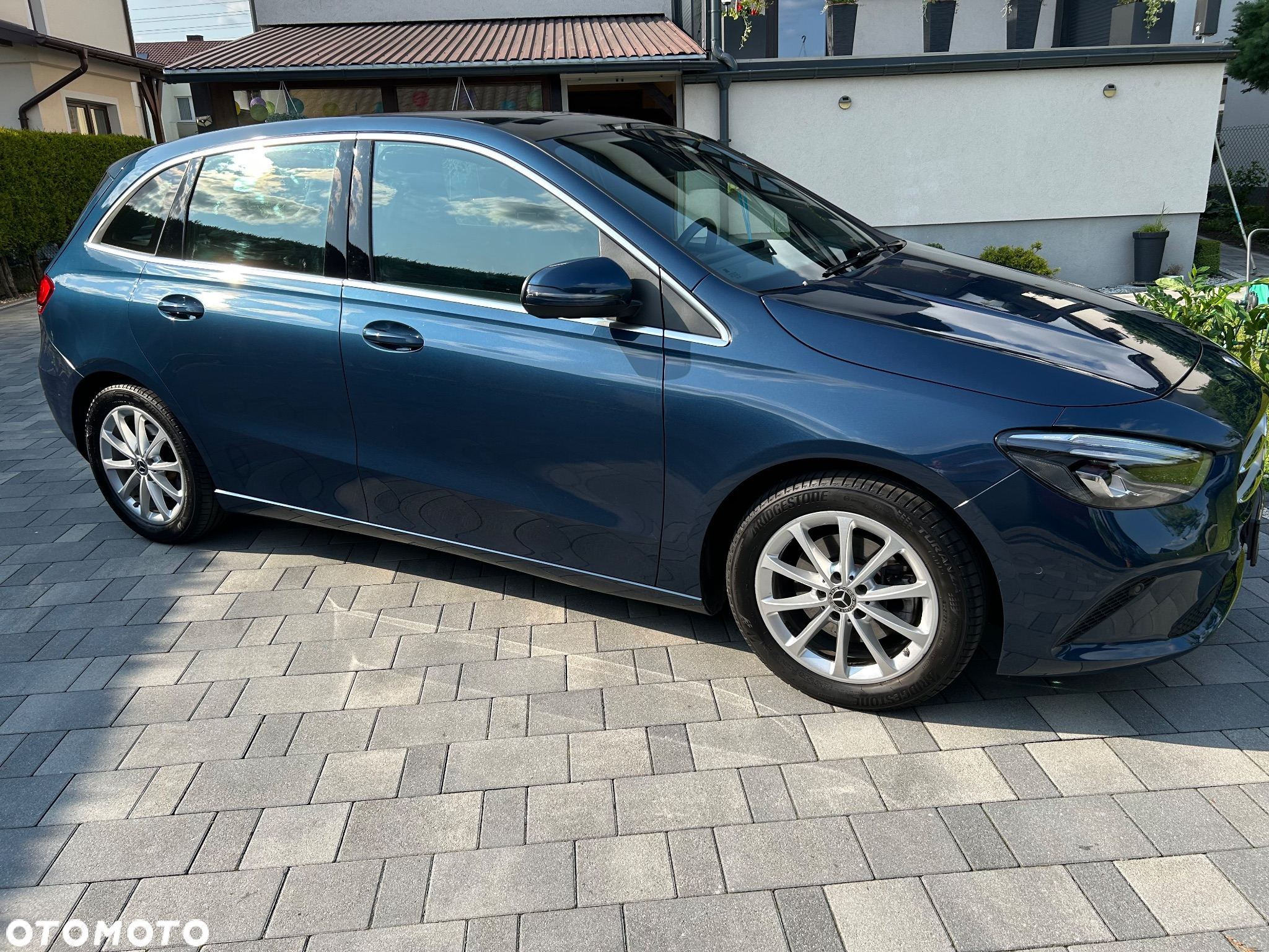 Mercedes-Benz Klasa B 200 Style 7G-DCT - 40