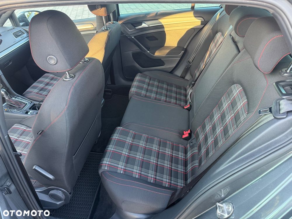 Volkswagen Golf 2.0 TSI BMT GTI Performance DSG - 15
