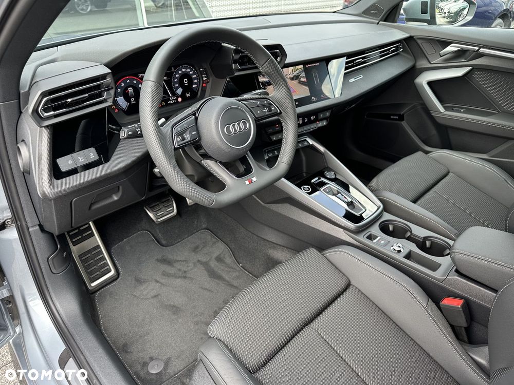 Audi A3 Sportback - 13