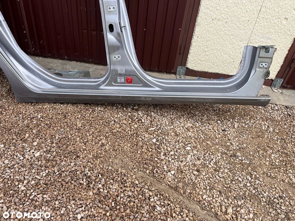 PRÓG PRAWY ĆWIARTKA PRAWA SŁUPEK BŁOTNIK TYLNY PEUGEOT 308 II T9 2014 - 2021 - 2