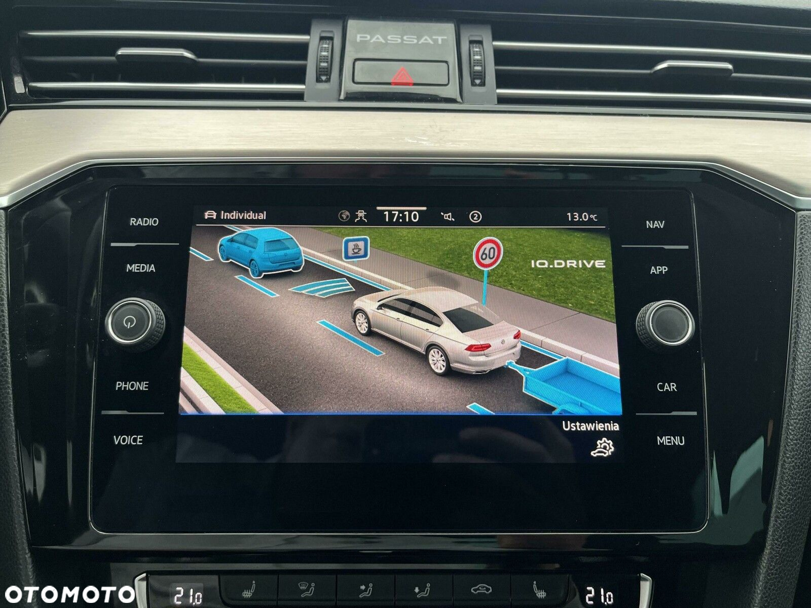 Volkswagen Passat 2.0 TDI Elegance DSG - 21
