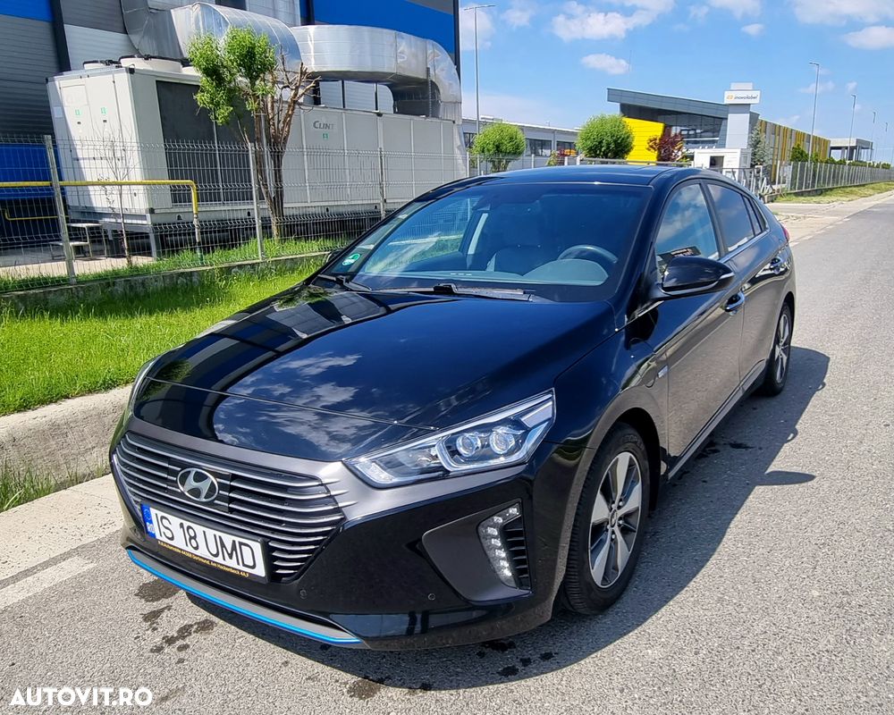 Hyundai IONIQ 1.6 GDI Premium - 4