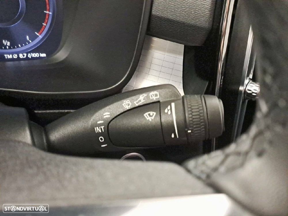 Volvo XC 40 1.5 T2 Momentum Plus Geartronic - 15