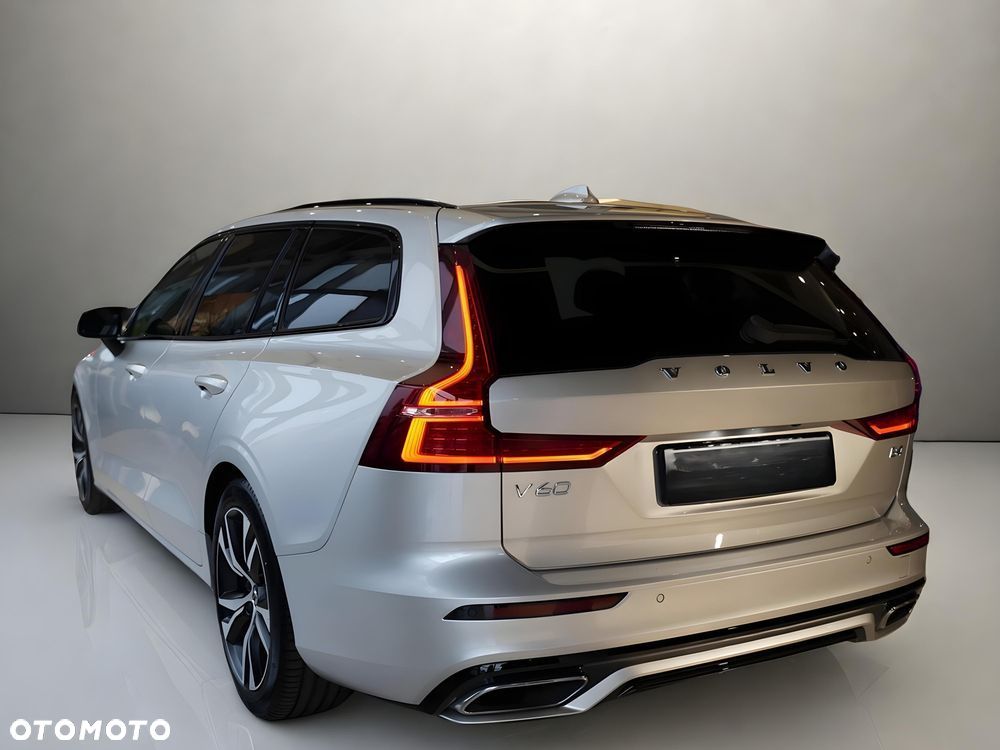 Volvo V60 B4 B Ultra Dark - 5