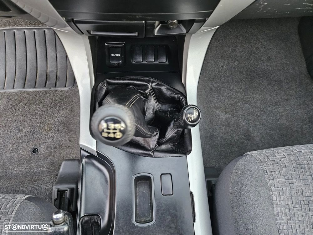 Toyota Land Cruiser 3.0 D-4D - 20