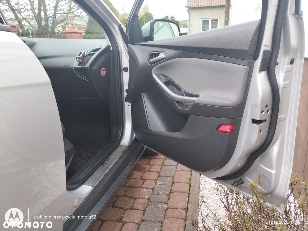 Ford Focus 1.6 Trend - 11