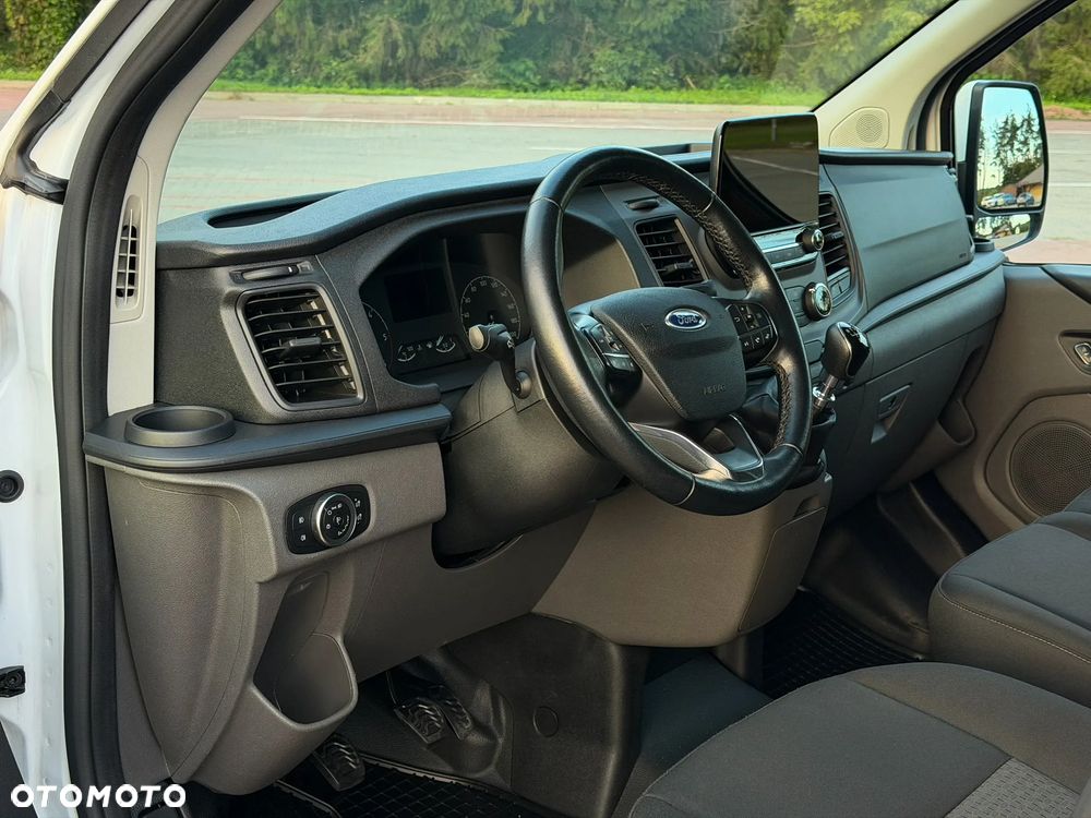 Ford Transit Custom 320 L2H1 - 15