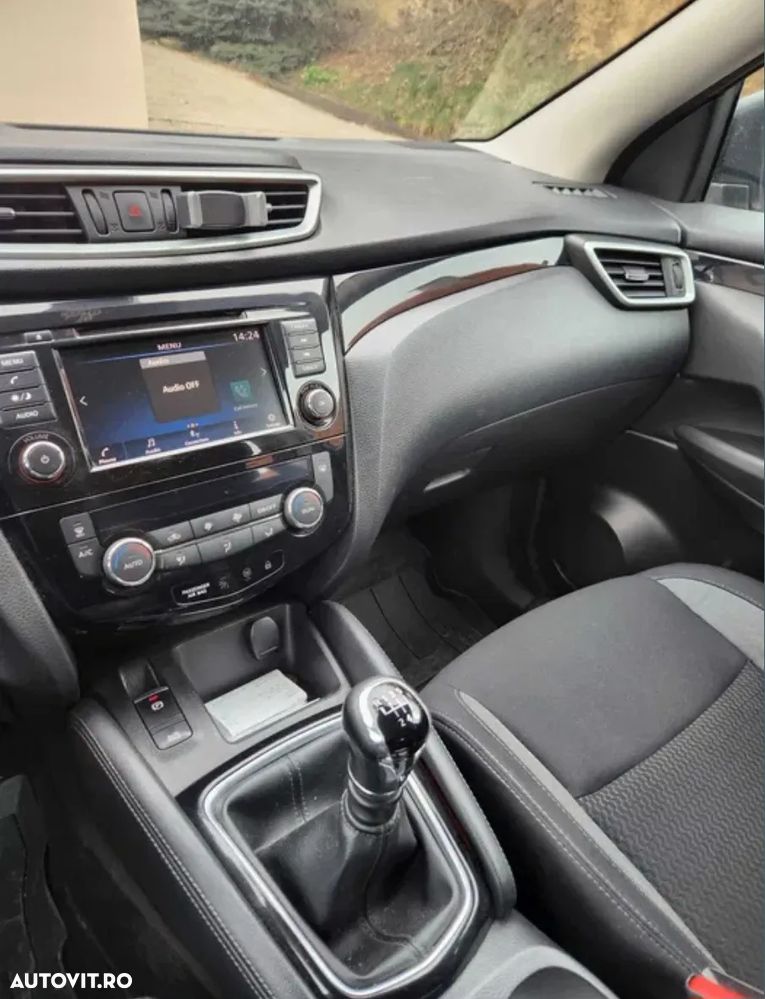 Nissan Qashqai 1.7 dCi N-CONNECTA - 8