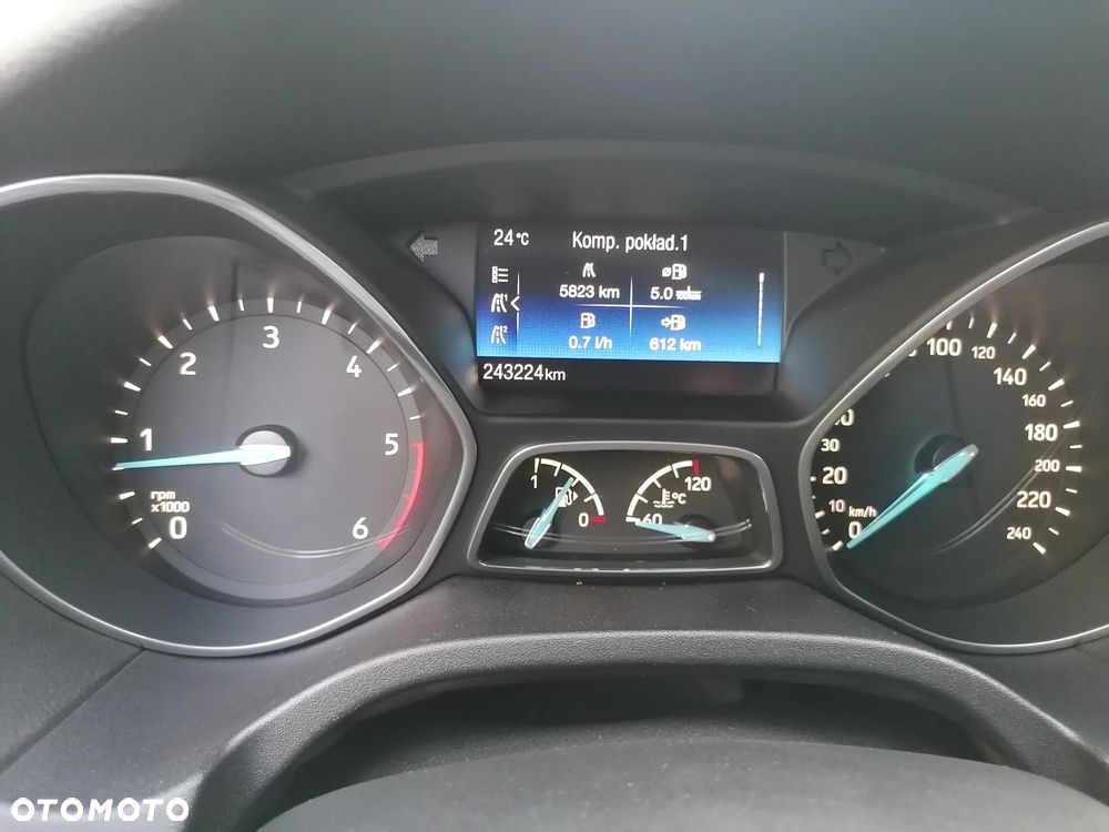 Ford Focus 1.5 TDCi Trend - 6