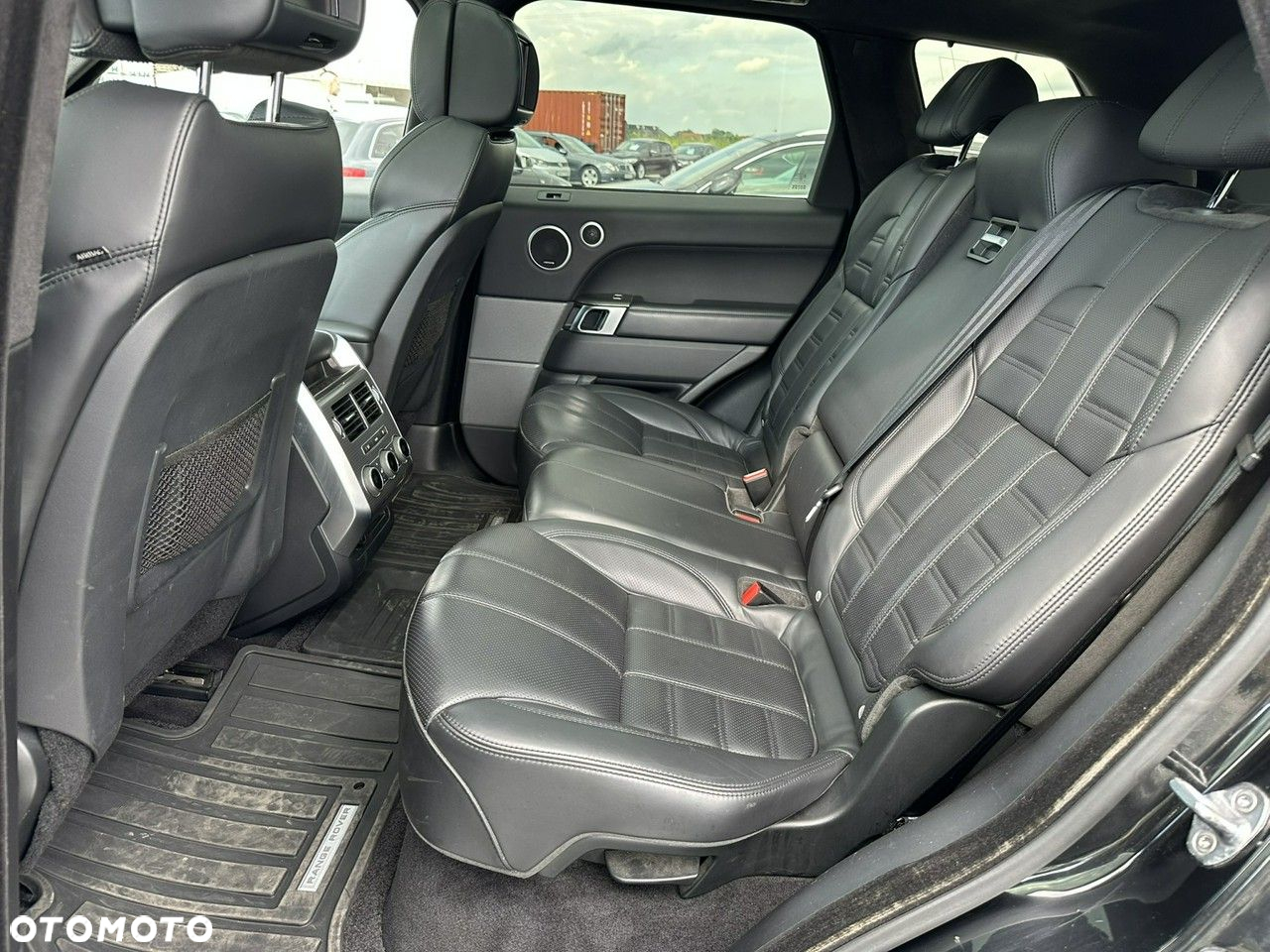 Land Rover Range Rover Sport SDV6 Autobiography Dynamic - 33