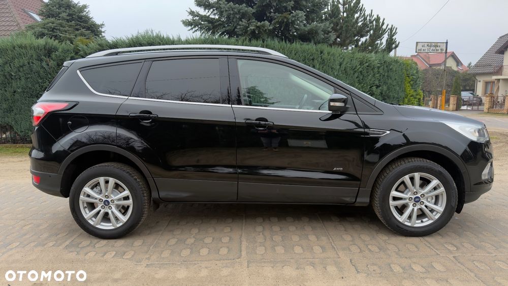 Ford Kuga 1.5 EcoBoost 4x4 Titanium - 4