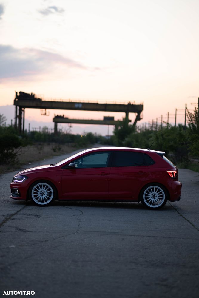 Volkswagen Polo 2.0 TSI DSG GTI - 5