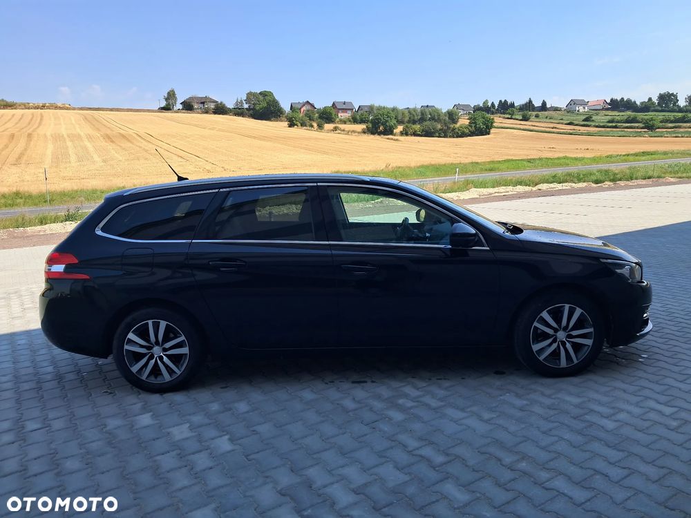 Peugeot 308 - 18