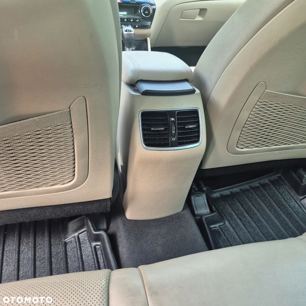 Hyundai Tucson 1.7 CRDI BlueDrive Comfort 2WD - 18