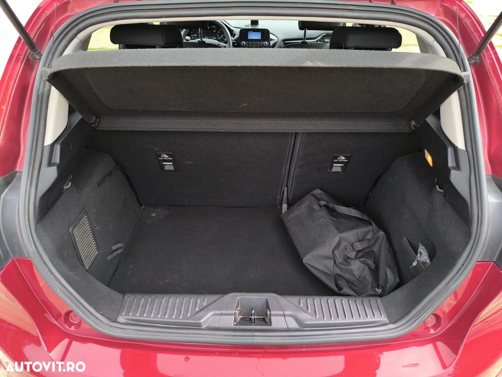Ford Fiesta 1.1 Trend - 12