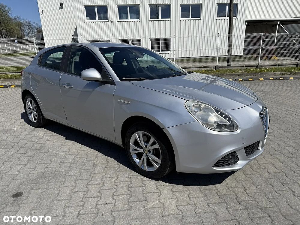 Alfa Romeo Giulietta 2.0 JTDM 16V Veloce - 2