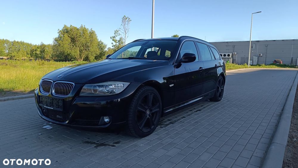 BMW Seria 3 330d DPF Edition Sport - 2