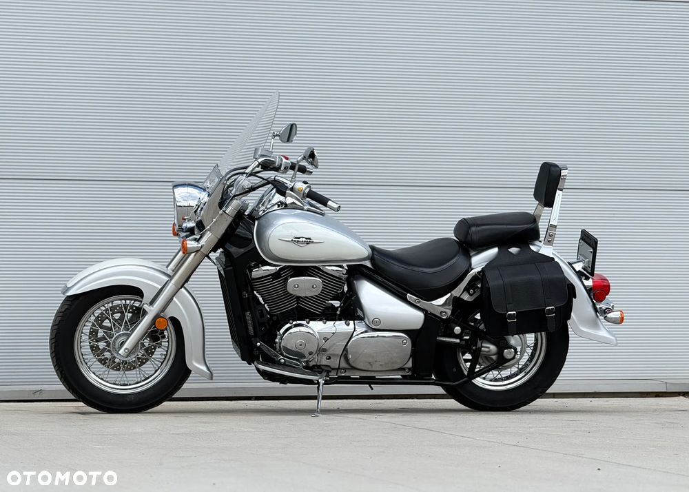 Suzuki VL 800 Volusia - Boulevard C50 - 3