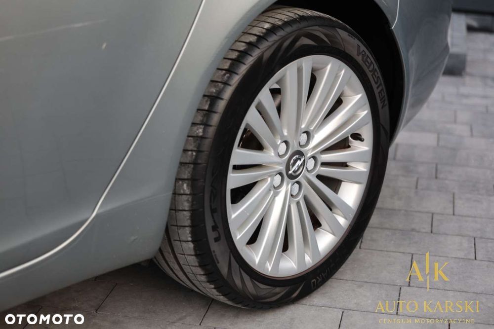Opel Insignia - 20