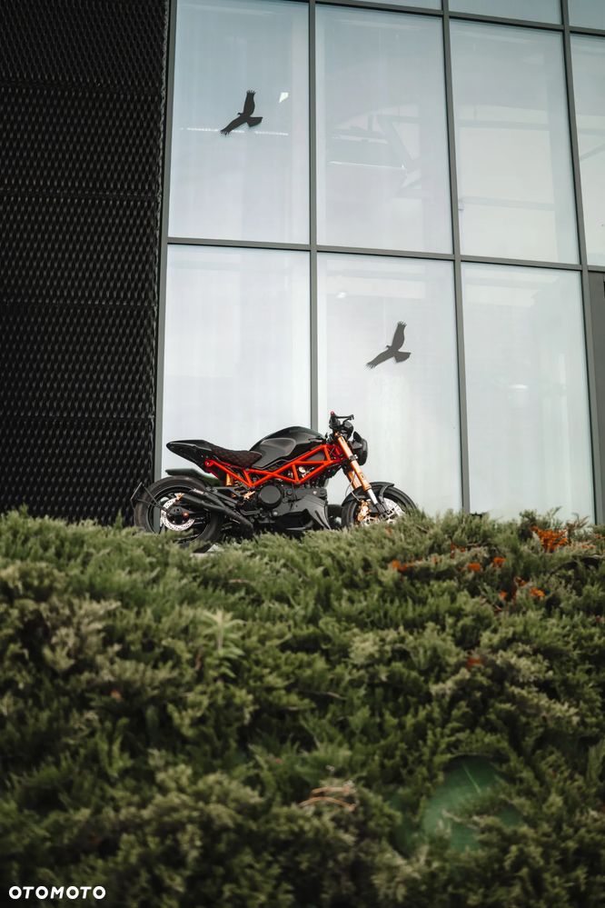 Ducati Monster - 29