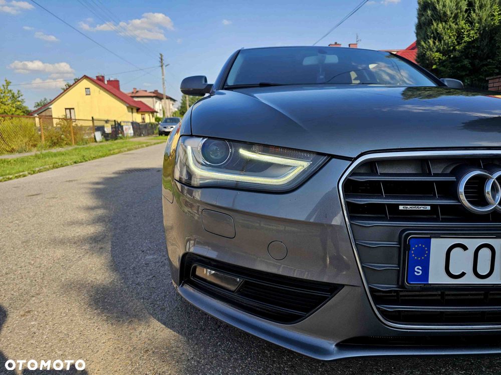 Audi A4 Avant 2.0 TDI DPF quattro Attraction - 12