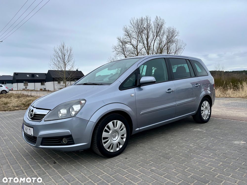 Opel Zafira - 26