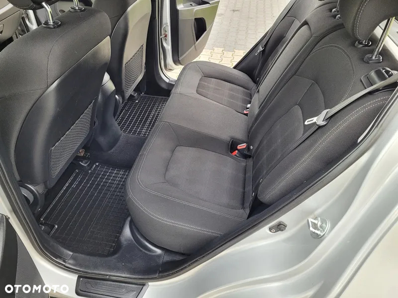 Kia Sportage 1.6 GDI L 2WD - 29